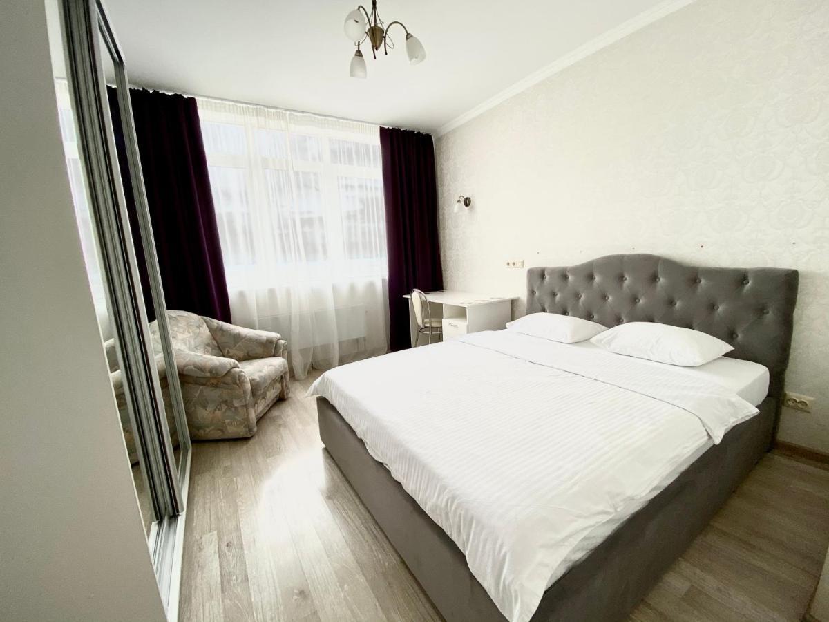 Apartments With Dnipro View Kiev Ngoại thất bức ảnh